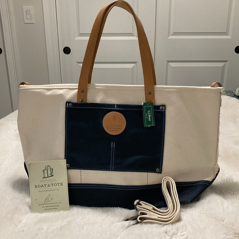 L.L. Bean Boat & Tote w/ leather handles